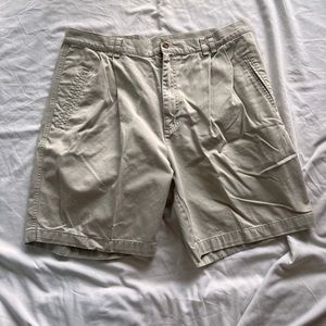 GREG NORMAN KHAKI SHORTS- SIZE 38